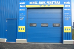 Ipari szekcionált kapuk